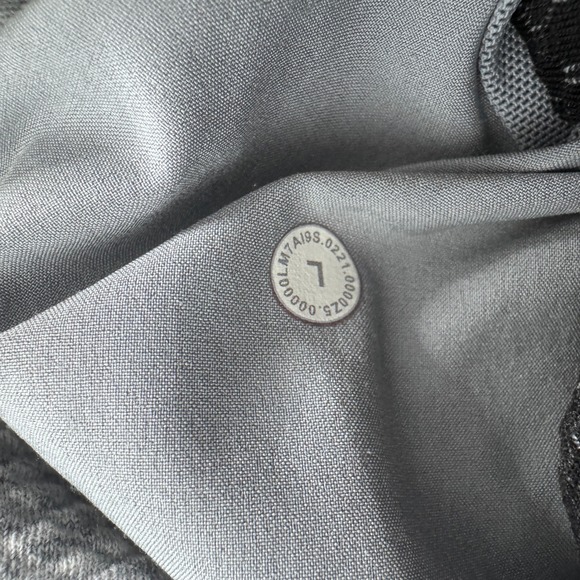 Lululemon Textured Double-Knit Cotton Short Men L 7" Heathered Gull Gray Active - Picture 3 of 11